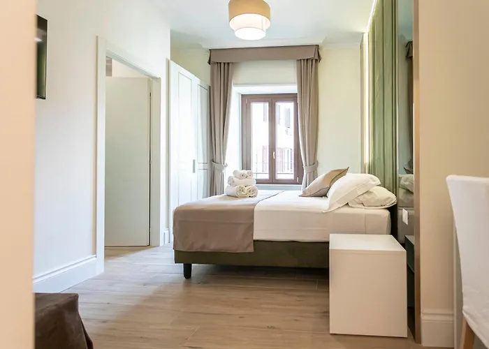 Flat 285 La רומא